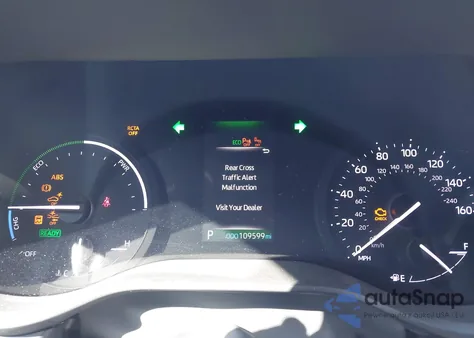 2021 Toyota Sienna Xle z USA, uszkodzony, nr VIN 5TDYRKEC6MS028685